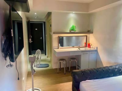 Condo unit for rent