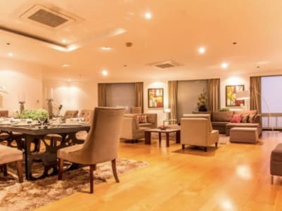 🍄FOR LEASE!! 3-BEDROOMS w/ Parking in Essensa East Forbes, BGC Taguig City