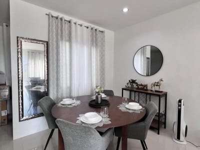 3 Beds 3 Baths Townhouse