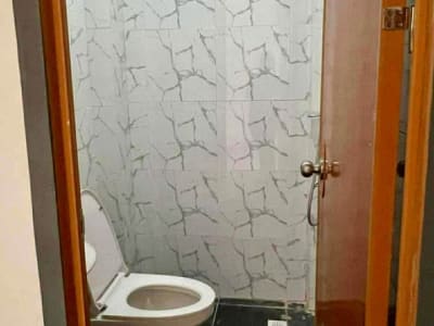 1 Unit Available – 1st Floor, 2 Bedrooms Long-term lease preferred