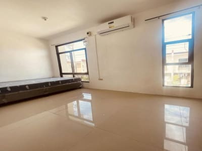 2 Beds 1 Bath Townhouse