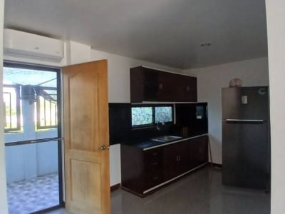 Fully furnished high end apartment for rent(3bedrooms)