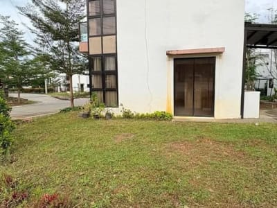 3 Beds 2 Baths House