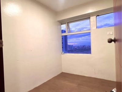 3BR Bare-Finished Unit For Rent - Gilmore Tower New Manila QC