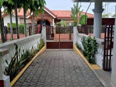 HOUSE FOR RENT