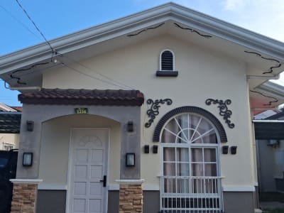 3 Bedrooms Furnished House Walking Distance to the Beach and with Pool Access For Rent- Panglao Island