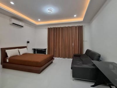 Furnished Studio Apartment for Rent near Clark