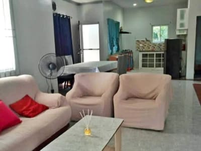 HOUSE FOR RENT