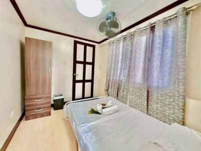 Studio room for rent