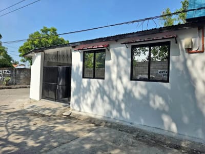 2BR HOUSE FOR RENT