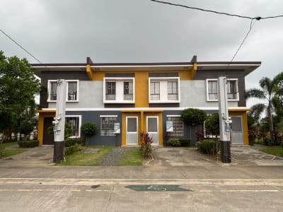 ‼️ SOLAR-POWERED TOWNHOUSE - END UNIT AVAILABLE ‼️