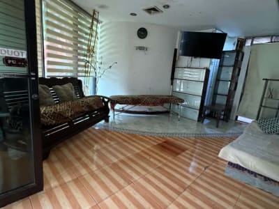 1 Bed 1 Bath Room only