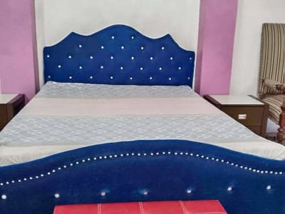 Rent 4 Storey 5 Bedrooms