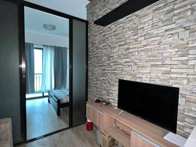 1 BR w/ Balcony Free use pool & gym condo for rent in pasig acacia escalades nr circulo,eastwood
