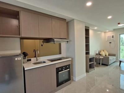 2 Beds 1 Bath Apartment/condo