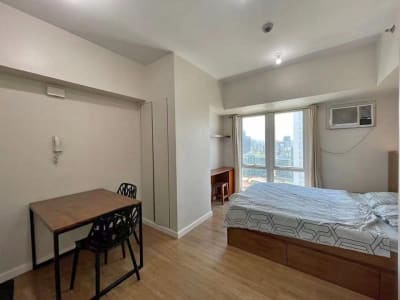 1 Bed 1 Bath Apartment/condo