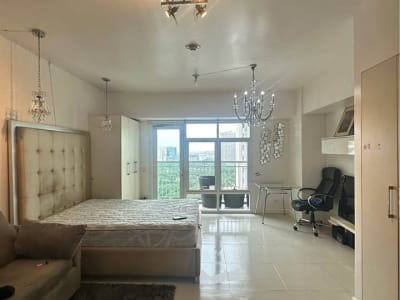 For Rent Serendra Red Oak