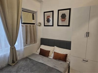 FULLY FURNISHED CONDO WITH PARKING FOR RENT