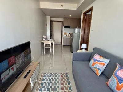 1 Bed 1 Bath Apartment/condo