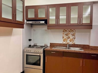 Royal palm acacia estate taguig