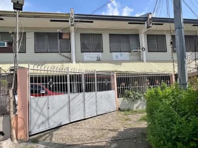 3 Beds 1 Bath Apartment/condo
