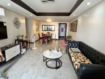 3 Beds 3 Baths Apartment/condo