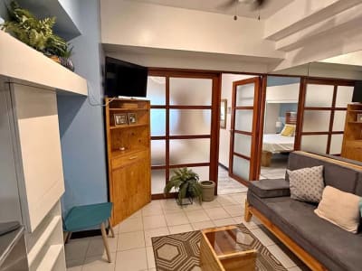 RADA REGENCY : Newly Renovated 1BR Makati Condo w Parking (28sqm)
