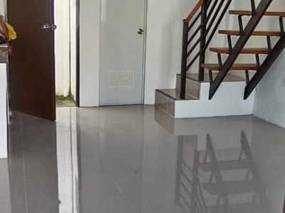 House for Rent.