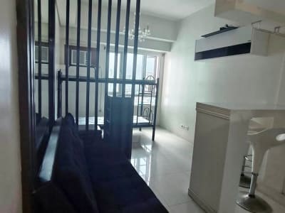 For rent The beacon makati Stduio Tower3 18th floor 17k 1+1