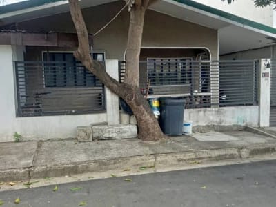 House for rent bongalos..annex 22 betterliving paranaque