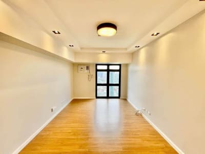 Travertion Studio Unit for rent