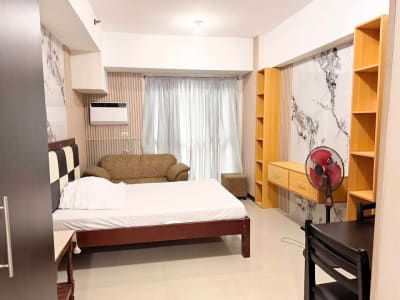 FOR RENT: FURNISHED STUDIO 📍Axis Residences, Pioneer Mandaluyong (near MRT Boni)