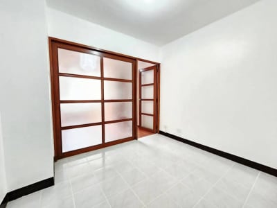 1BR Bare Unit  Rada Regency Legazpi Village Makati