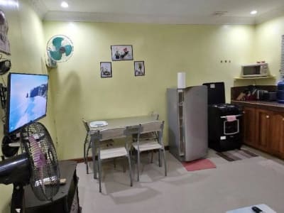 WILLIAMS RESIDENTIAL APT.WITH POOL 1 BEDROOM FOR RENT FURNISHED FREE WIFI AND HAS SOLAR BACK UP