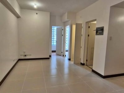 For rent 2br bare at Allegra gardens