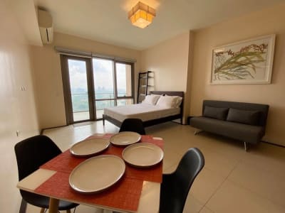 Viridian Greenhills Condo For Rent
