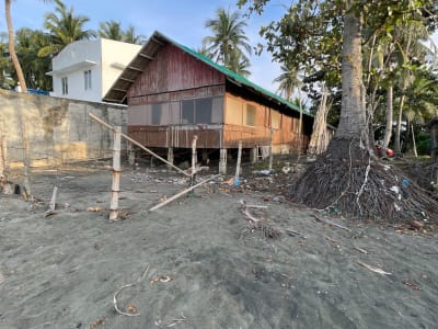 Lot for Rent with Native House
