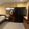 With shared swimming pool 3bedroom house for rent - rental in Dumaguete - photo 8
