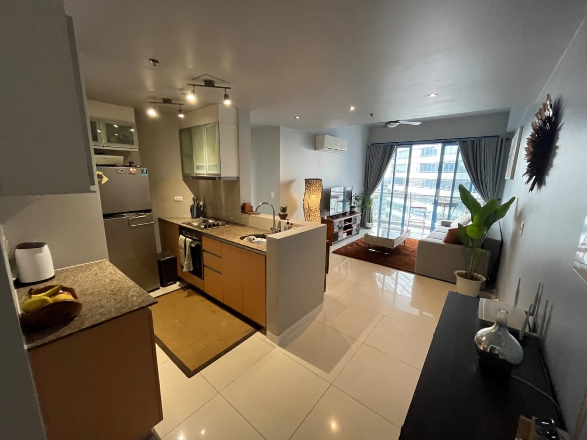 MAKATI 2BR CONDO & PARKING - rental in Makati