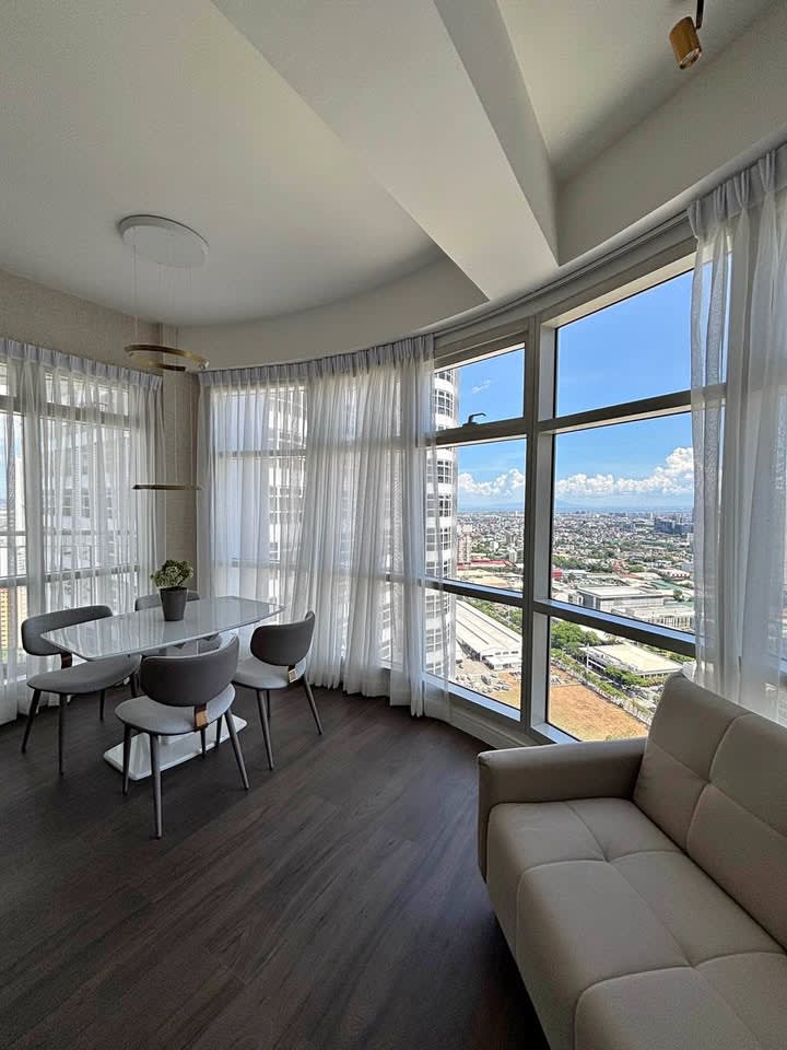 FOR RENT: RENOVATED 1 BEDROM CORNER IN TWIN OAKS PLACE with BALCONY (panoramic view) - rental in Mandaluyong City
