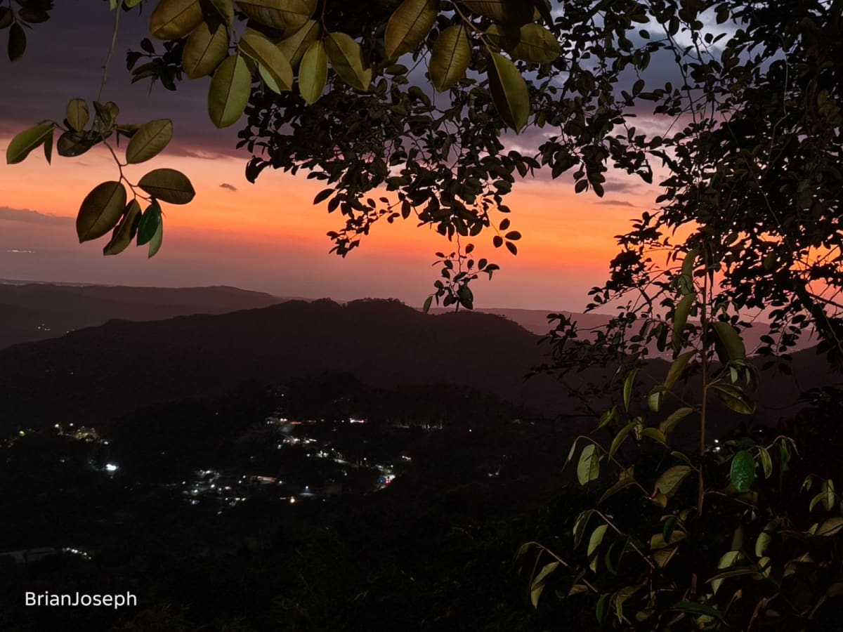 House and lot overlooking West Philippines Sea - rental in Baguio