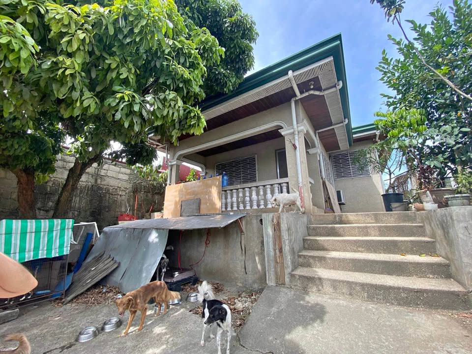 Semi Furnished 3 Bedrooms House For Rent Talamban Cebu City Along Main Road - rental in Cebu City