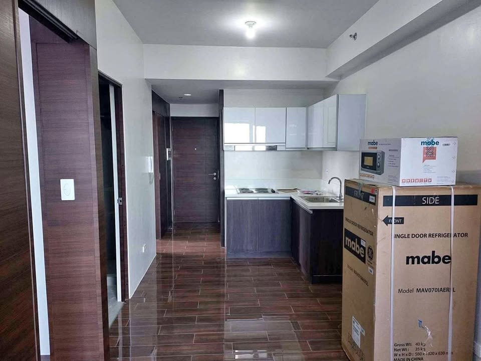 For Rent , 2 Bedroom Unit Air Residences Makati 54sqm, Big unit - rental in Makati