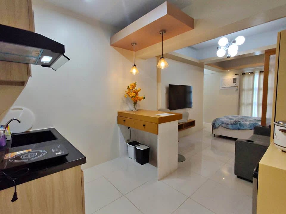 YOUR FRONT ROW SEAT TO THE OCEAN IS HERE! APARTMENT FOR RENT - rental in Dauis