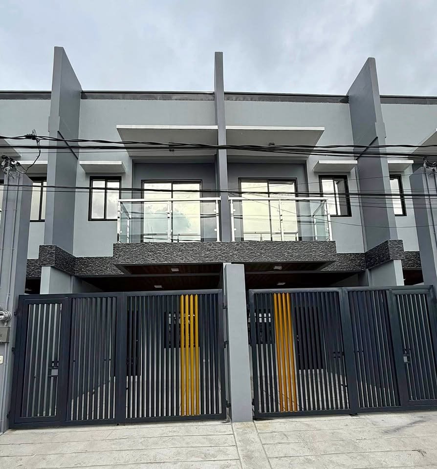 Town House For Rent - rental in Las Piñas City