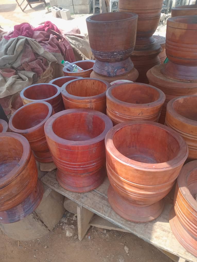 Premium Hand-Carved Wooden Mortar & Pestle – ₦30,000 for sales