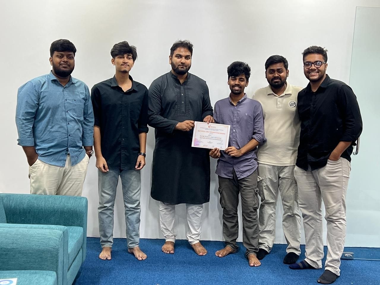 Best Pitch / Best Presentation Award — Team Ukil Chamber