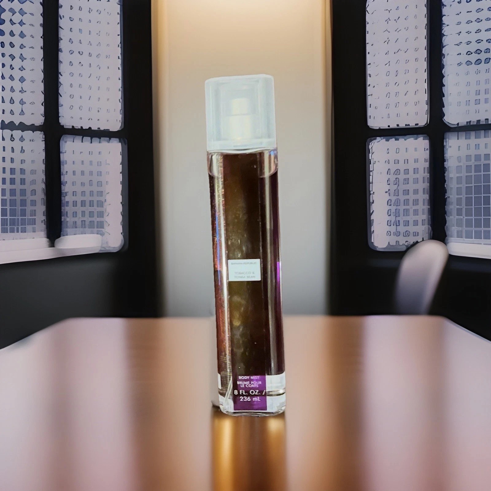 Banana Republic Unisex Tobacco Tonka Bean Body Mist 80 oz Fragrances 840797180871 $14