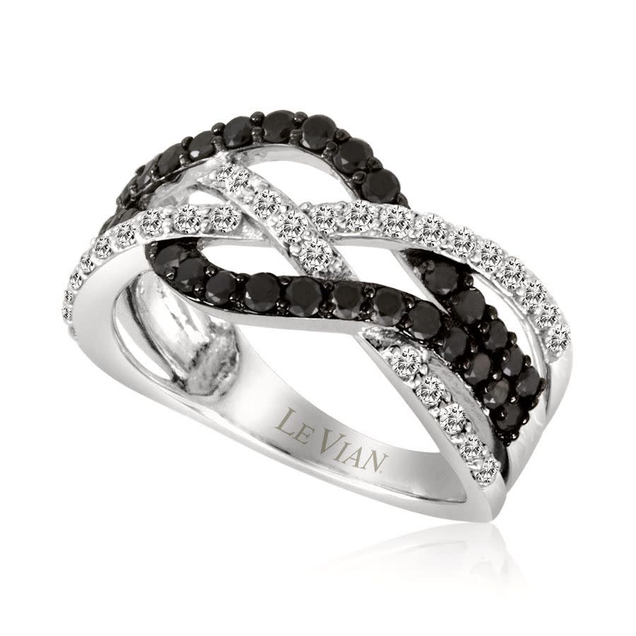 Le Vian Ladies Grand Sample Sale Ring in 14K Vanilla Gold 1200$