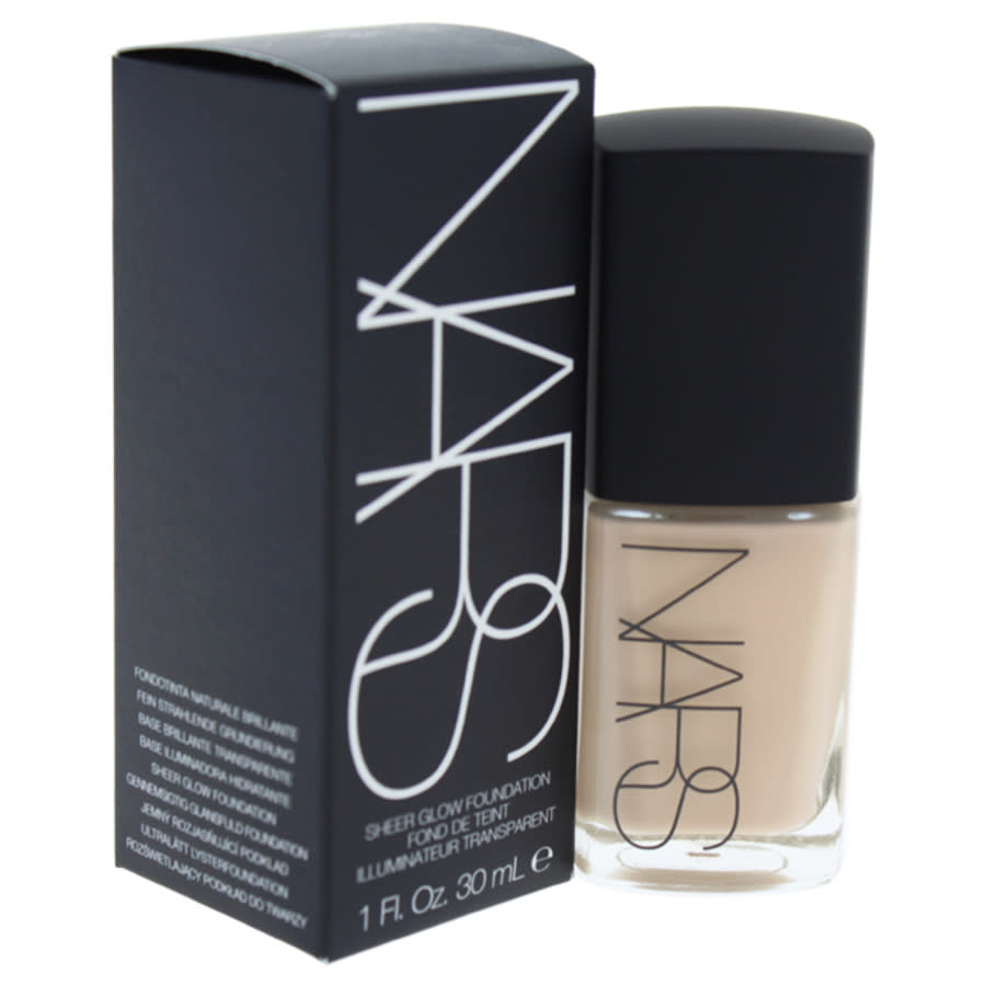 Nars / Sheer Glow Foundation Light 2 Mont Blanc 1.0 oz. (30ml)